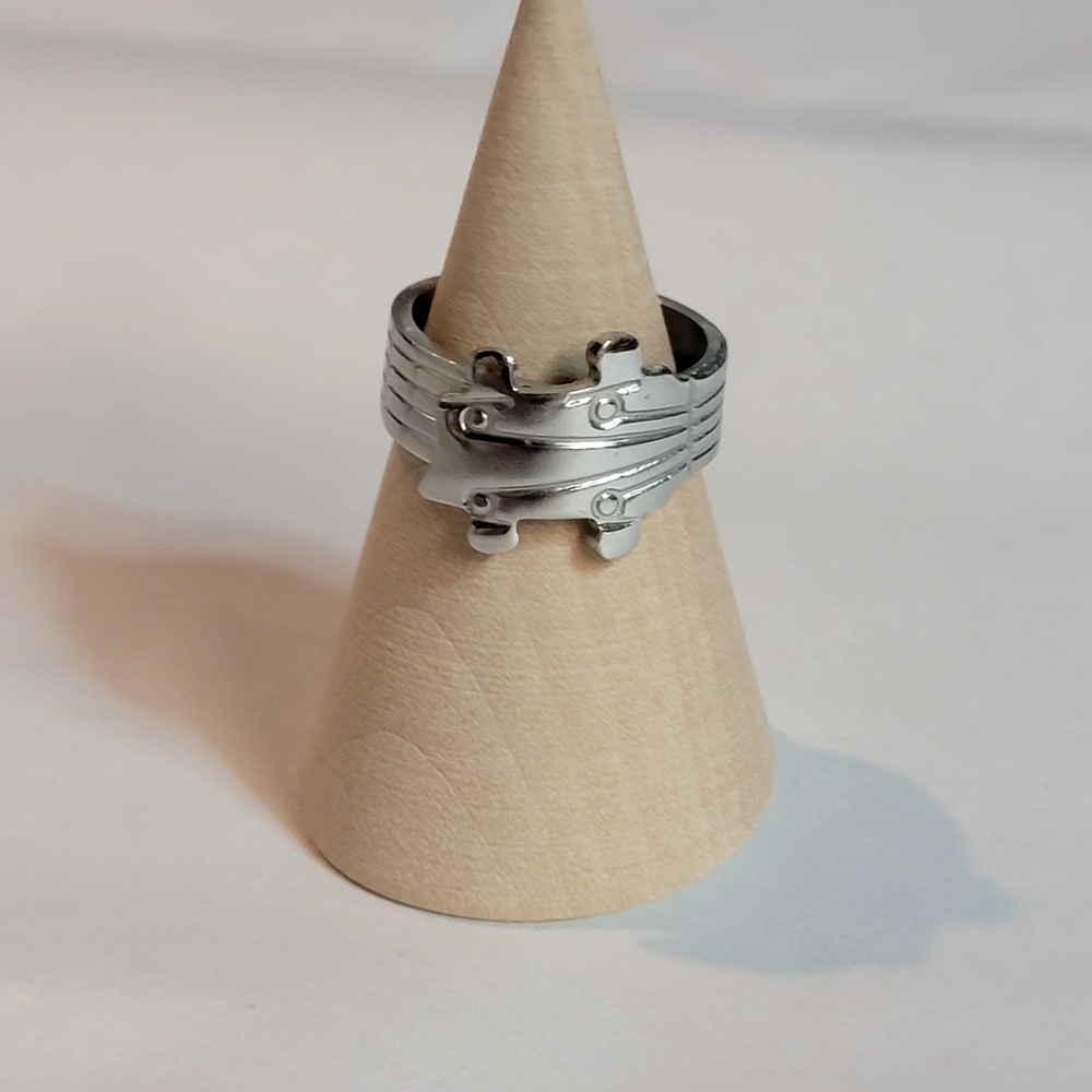Handmade Stainless Steel (Guitar Strings) Spoon Ring Size 7